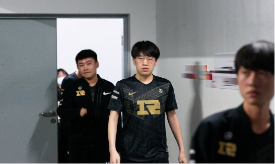 力对球队来 力对球队来