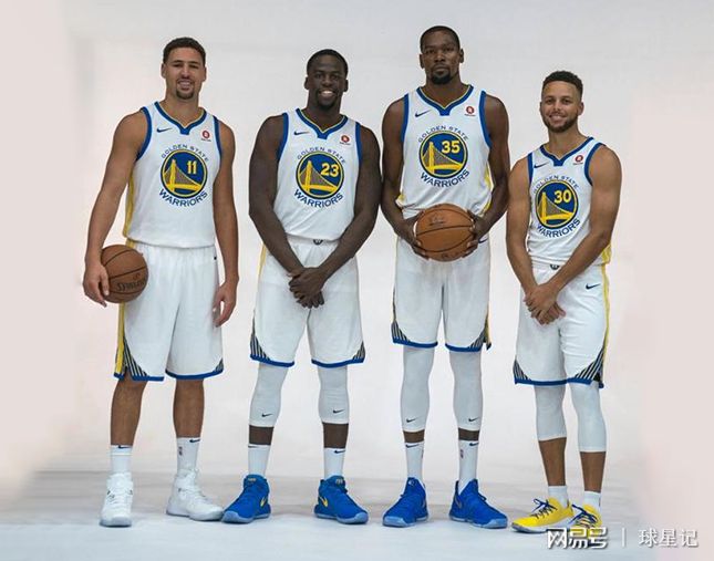 等待第二件 等待第二件